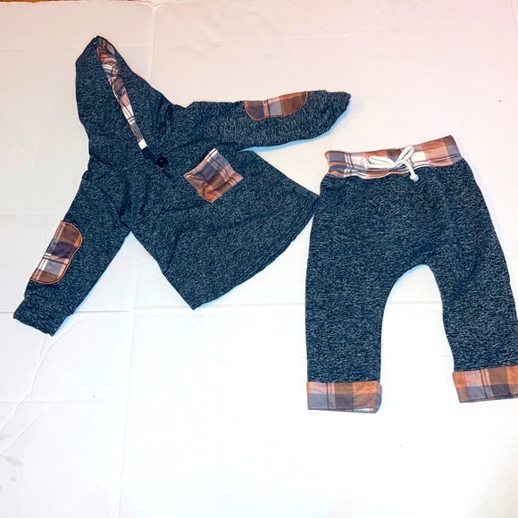 Sweatsuit for baby boys - Picture 1 of 4